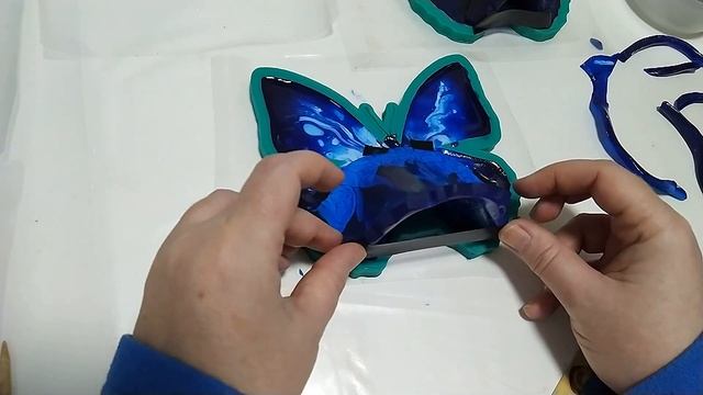 Подставки для телефона из эпоксидной смолы в форме бабочек смотреть онлайн