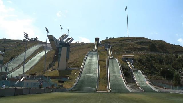 Летнее открытое первенство г. Алматы по прыжкам на лыжах с трамплина. (Полная трансляция) смотреть онлайн