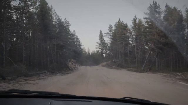 Сквозь КОЛЬСКИЙ ПОЛУОСТРОВ  Неустановленное Лицо