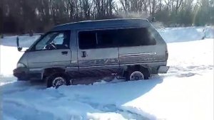 Таун Айс по снегу