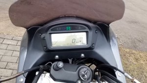 SUZUKI XF 650 FREEWIND (MOTO GURIS)