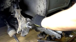 Замена переднего ступичного подшипника Chevrolet Aveo - ВАЗ 2108 - 2109 .