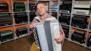 ? Уникальный баян "Левша" готововыборный. Цена в описании?