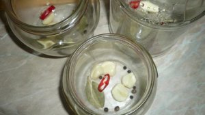 Огурцы с зернами горчицы на зиму