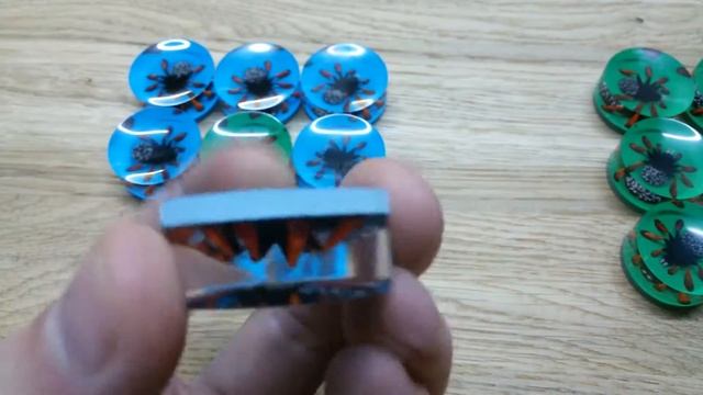 Фишки для нард из оргстекла "Паук с точками" смотреть онлайн