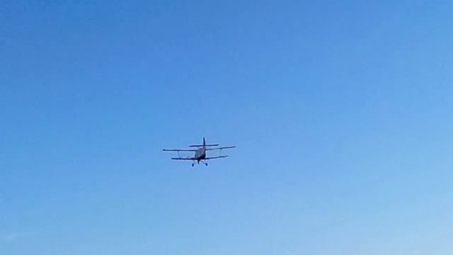 Antonov An-2 кукурузник kukuruznik - from кукуруза Kukuruza - "corn" смотреть онлайн