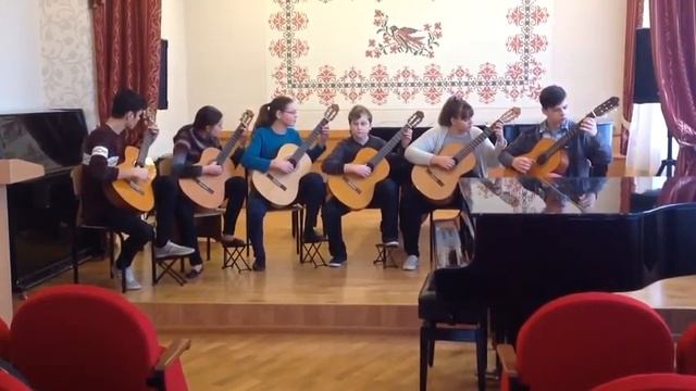Гитарист-композитор Виктор Ерзунов. "Быстрый танец" для ансамбля гитаристов.