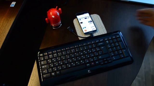 Samsung Galaxy S4 и беспроводная клавиатура через USB OTG смотреть онлайн