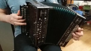 Гармонь мастера Мякушева Н.П.