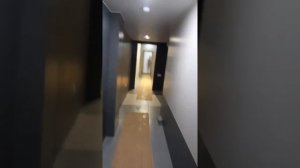 Обзор бассейна Гранд-отель Жемчужина в Сочи. Бассейн с морской водой и подогревом.