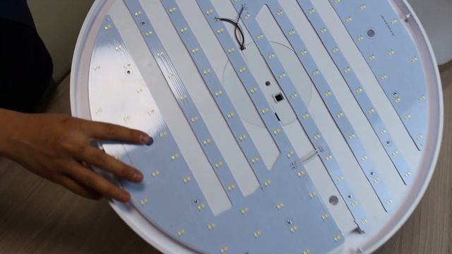 METEORIT 60W управляемый светодиодный светильник. смотреть онлайн