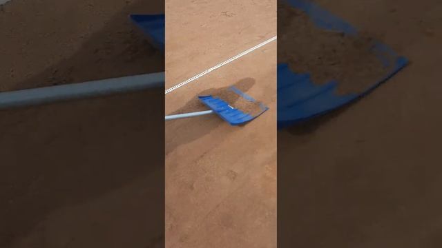 Теннисные корты с натуральным покрытием. Убираем мох с кортов смотреть онлайн