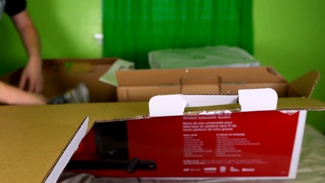 Polk Audio Signa S2 Soundbar System Unboxing! | ChaseYama смотреть онлайн