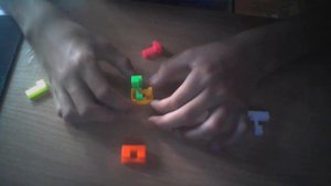 головоломка куб брелок, как собрать.