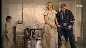 Наша Раша. Инспектор ГИБДД Лаптев - Принёс чужие вещи на хранение