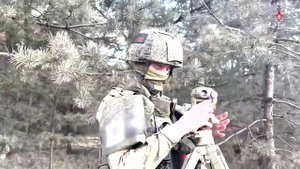 Расчеты РЗСО "Град" ЦВО уничтожают позиции украинских боевиков на Краснолиманском направлении