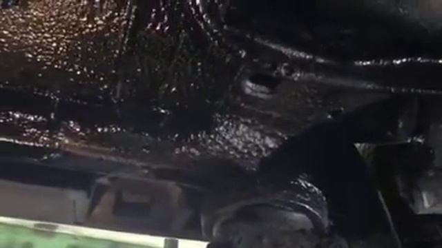 CR-V превращаем в капсулу уюта тишины и спокойствия при помощи внешней анткор- шумоизоляции днища