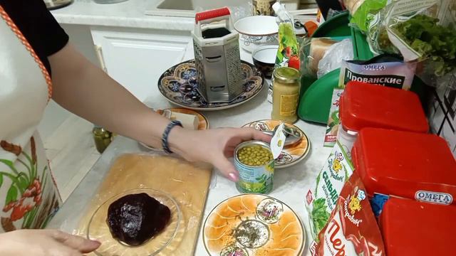 Салаты Осенние!! Свекла королева,,,, 🌰🥕🧄☝️вкусные и очень интересные,,, канал, Жизнь прекрасна! смотреть онлайн
