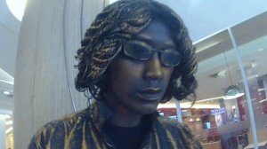 Прикол. Живая статуя в Тайланде Паттая