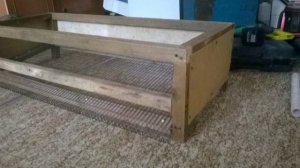 Как сделать клетку за 30 минут для перепелок своими руками