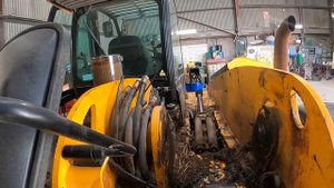 JCB 531-70 Boom removal