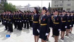 В Уфе вручили дипломы выпускникам юридического института МВД