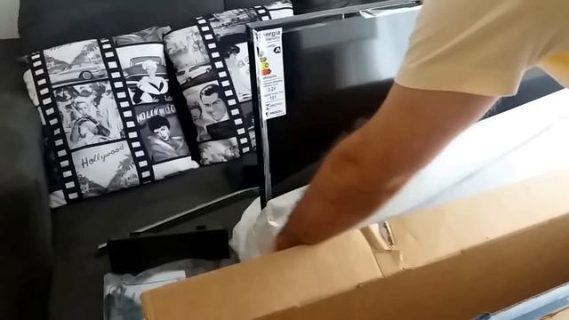 Unboxing Smart TV Samsung curved 40" смотреть онлайн