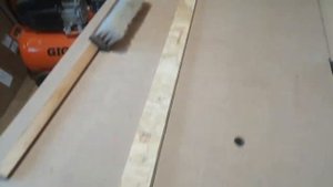 распиловочный станок из паркетки. своими руками.