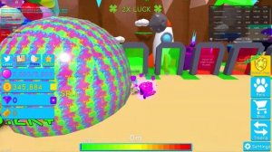 Надуваю огромные пузыри в симулятор жвачки в роблокс