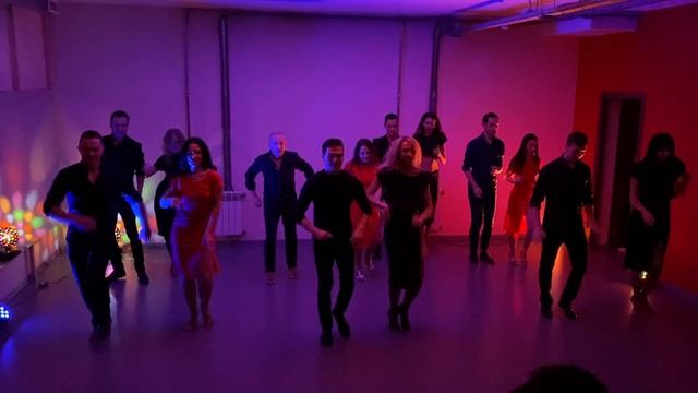 Ученики группы Сальса У1. Мастерская танца Манэра, сальса в Казани. смотреть онлайн