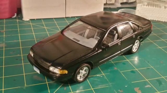 Revell 1/25 Impala SS 94 смотреть онлайн