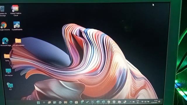 INSTALANDO Y EJECUTANDO WINDOWS 11 EN UNA ANTIGUA  MACBOOK CORE 2 DUO / 4 DE RAM / SSD DEL AÑO 2007