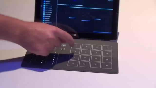 Microsoft Surface 2 Remix Project hands-on | Engadget смотреть онлайн