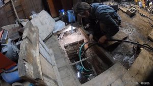 Погружной насос вибрационного типа Малыш Ручеёк и им подобдные.