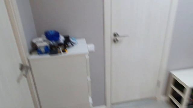 Квартира от ПИК. Покраска обоев в прихожей за 4 часа и 2451 рубль