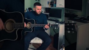 Золушка (Ирина Круг) на гитаре