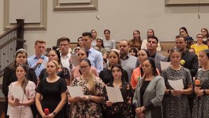 Над тайгой засыпающей тихо всходит луна... Группа молодёжи.  Ковчег Спасения.