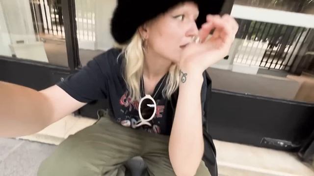 VLOG #1: Париж, лето, шоппинг, тусовки, мужская неделя моды смотреть онлайн