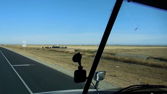090#Alex-Дальнобой США...Sacramento,CA...Вид из кабины грузовика...