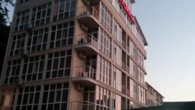 Двор гостиницы Омега в Лазаревском смотреть онлайн