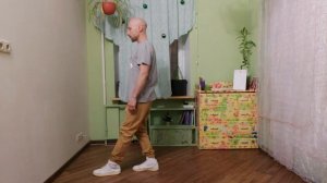УРОК ТАНЦЕВ ДЛЯ НОВИЧКОВ. ЛУННАЯ ПОХОДКА Michael Jackson. КАК ТРЕНИРОВАТЬ В ДОМА.