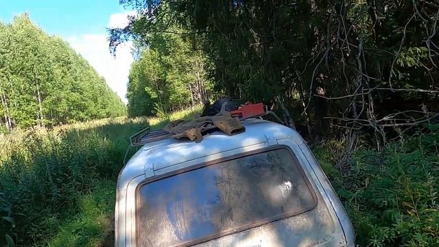 ПО ПУТИ К МЕСТУ КОПА — ПОИСКИ МЕТАЛЛОЛОМА В ВЫСОКОЙ ТРАВЕ (Часть 2)