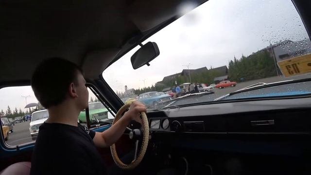 Едем на Запорожце своим ходом на Фестиваль! Засадили Запорожец ночью на пляже!