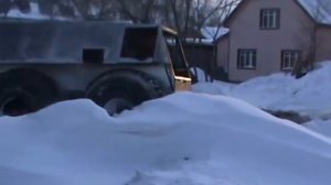 Вездеход , болотоход на пневмо ходу.