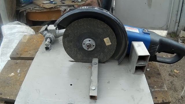 Стойка для болгарки (УШМ) своими руками,или как ровно резать болгаркой смотреть онлайн