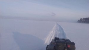 мотобуксировщик БТС езда по озеру.