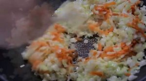 Пирожки с капустой. Готовим начинку для пирожков из капусты