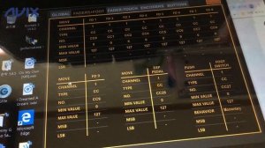 behringer, X-TOUCH COMPACT +XR18