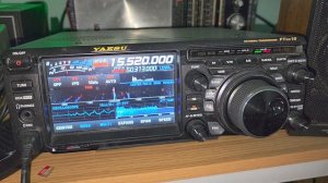 Tuning 15000 to 16000 kHz Shortwave with comments on Yaesu FTdx10 transceiver end fed antena