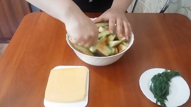 Кабачки с сыром в духовке. Самый вкусный рецепт. смотреть онлайн